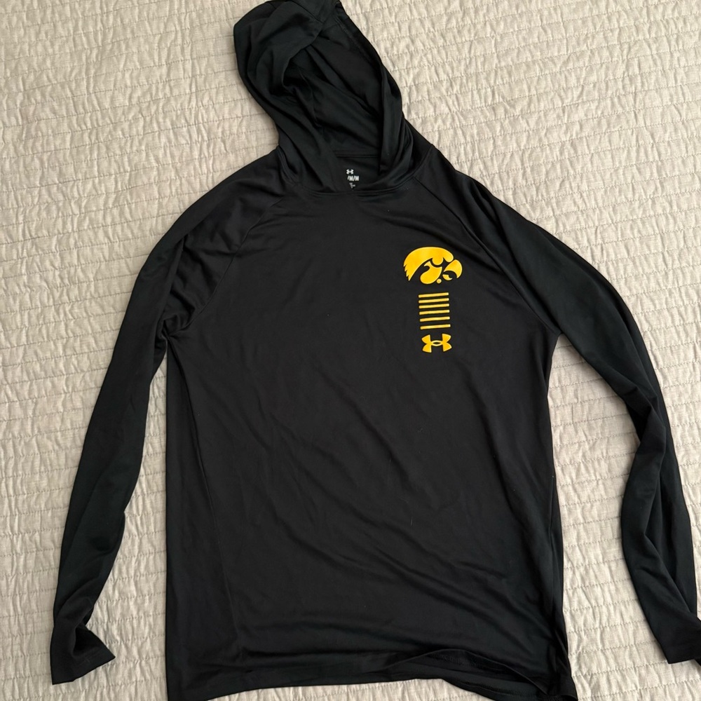 Under Armour Black and Yellow Iowa Hawkeyes Hooded Men's Shirt